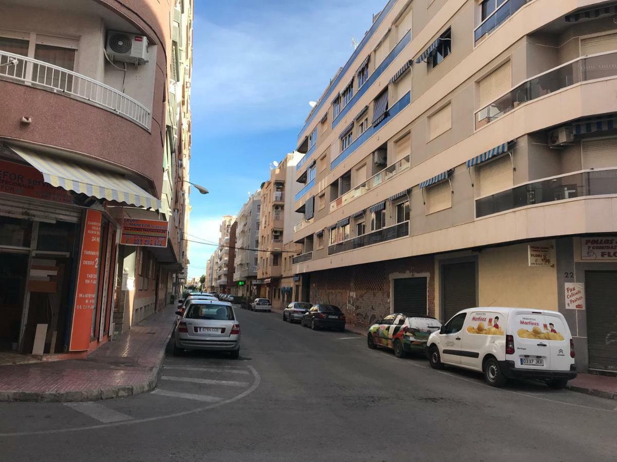 Homely Apartments Noruega Torrevieja Exterior photo